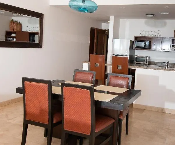 Aparthotel Sandoval Ocean Front Penthouse At Corazon