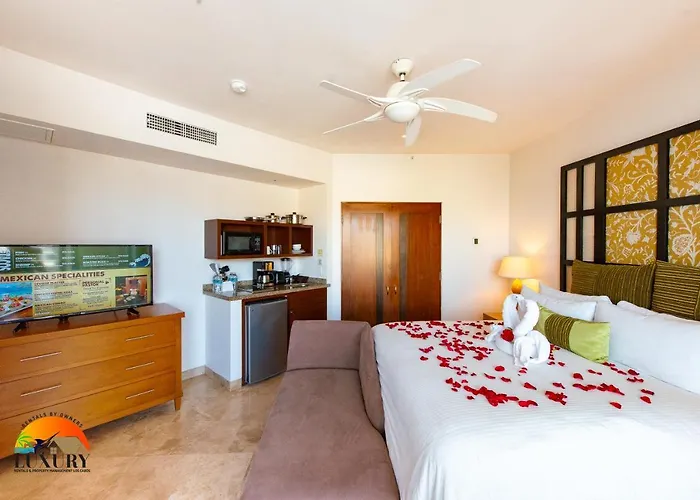 Sandoval Ocean Front Penthouse At Corazon Aparthotel *